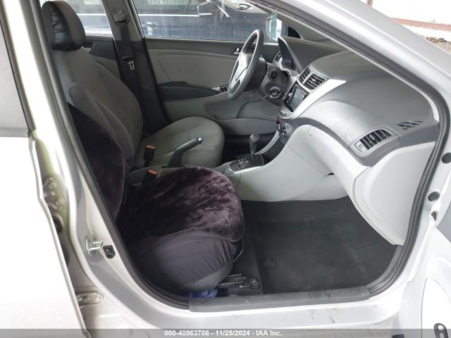 Photo 4 VIN: KMHCT4AE6HU240577 - HYUNDAI ACCENT 