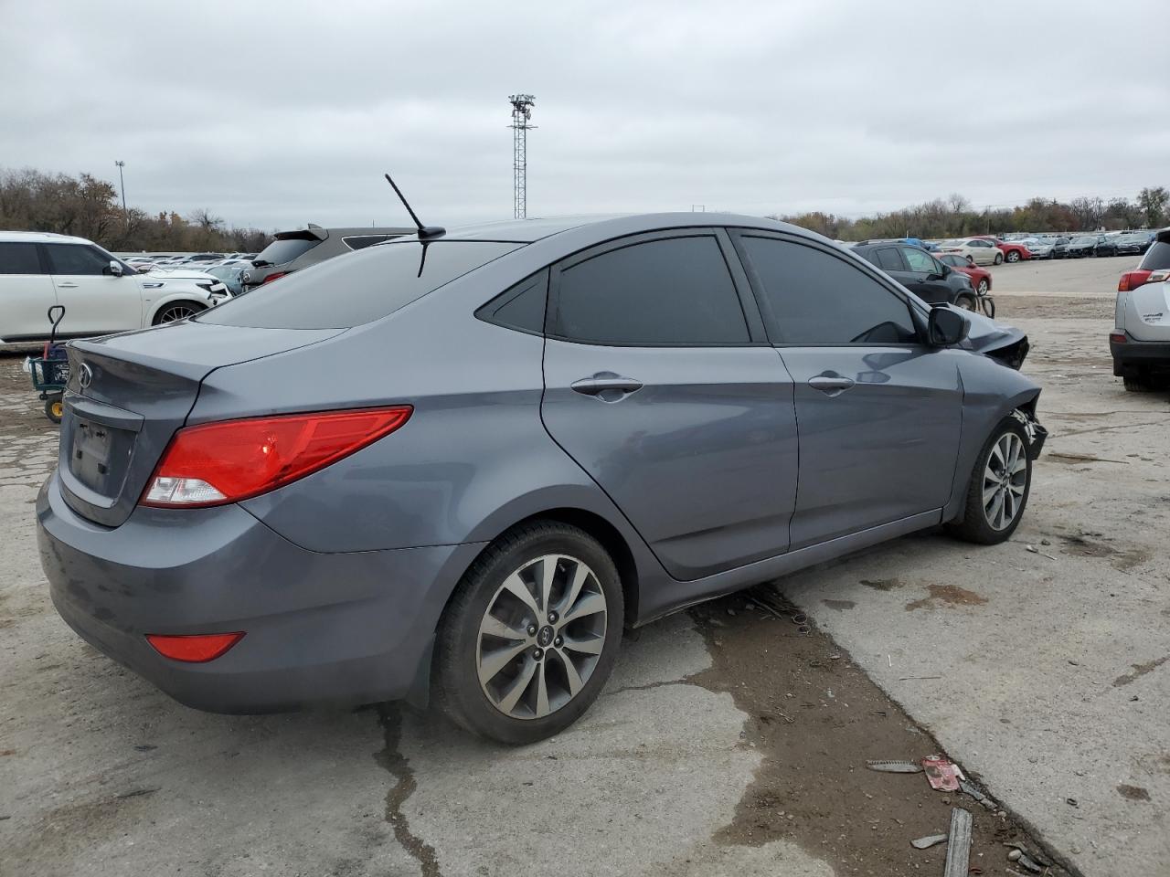 Photo 2 VIN: KMHCT4AE6HU254205 - HYUNDAI ACCENT 