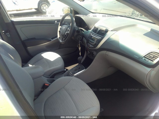 Photo 4 VIN: KMHCT4AE6HU277225 - HYUNDAI ACCENT 