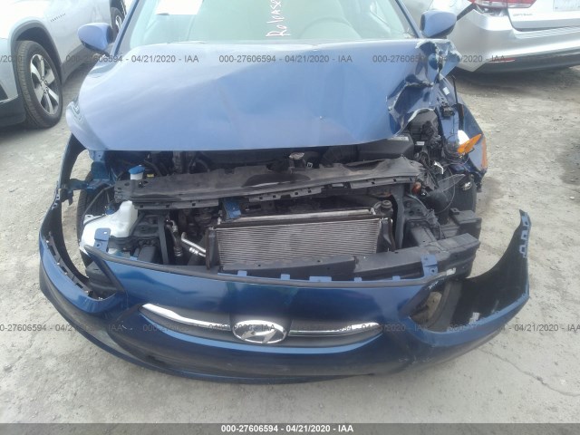 Photo 5 VIN: KMHCT4AE6HU317223 - HYUNDAI ACCENT 