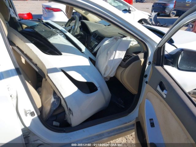 Photo 4 VIN: KMHCT4AE7CU045872 - HYUNDAI ACCENT 