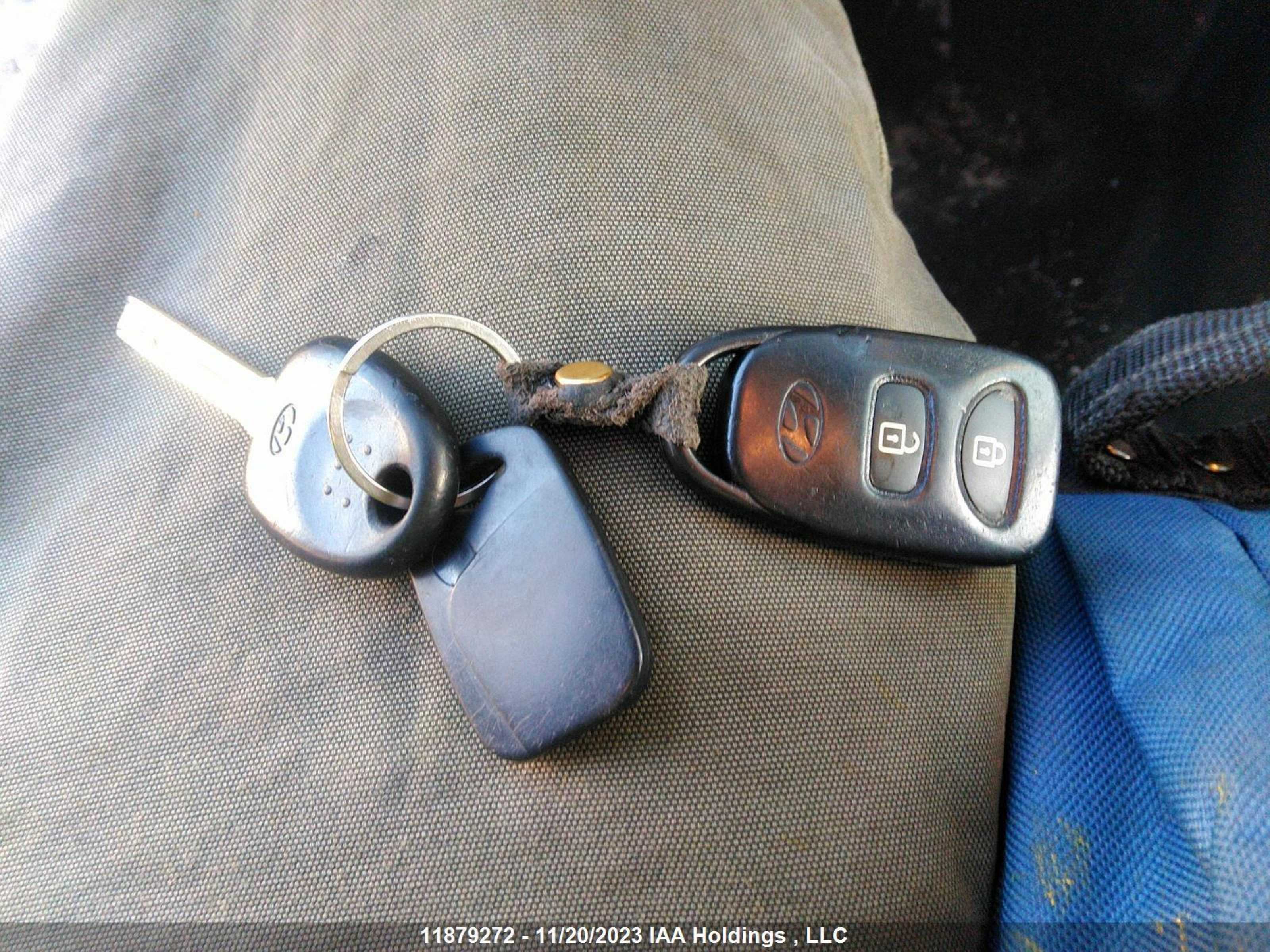 Photo 10 VIN: KMHCT4AE7CU082601 - HYUNDAI ACCENT 