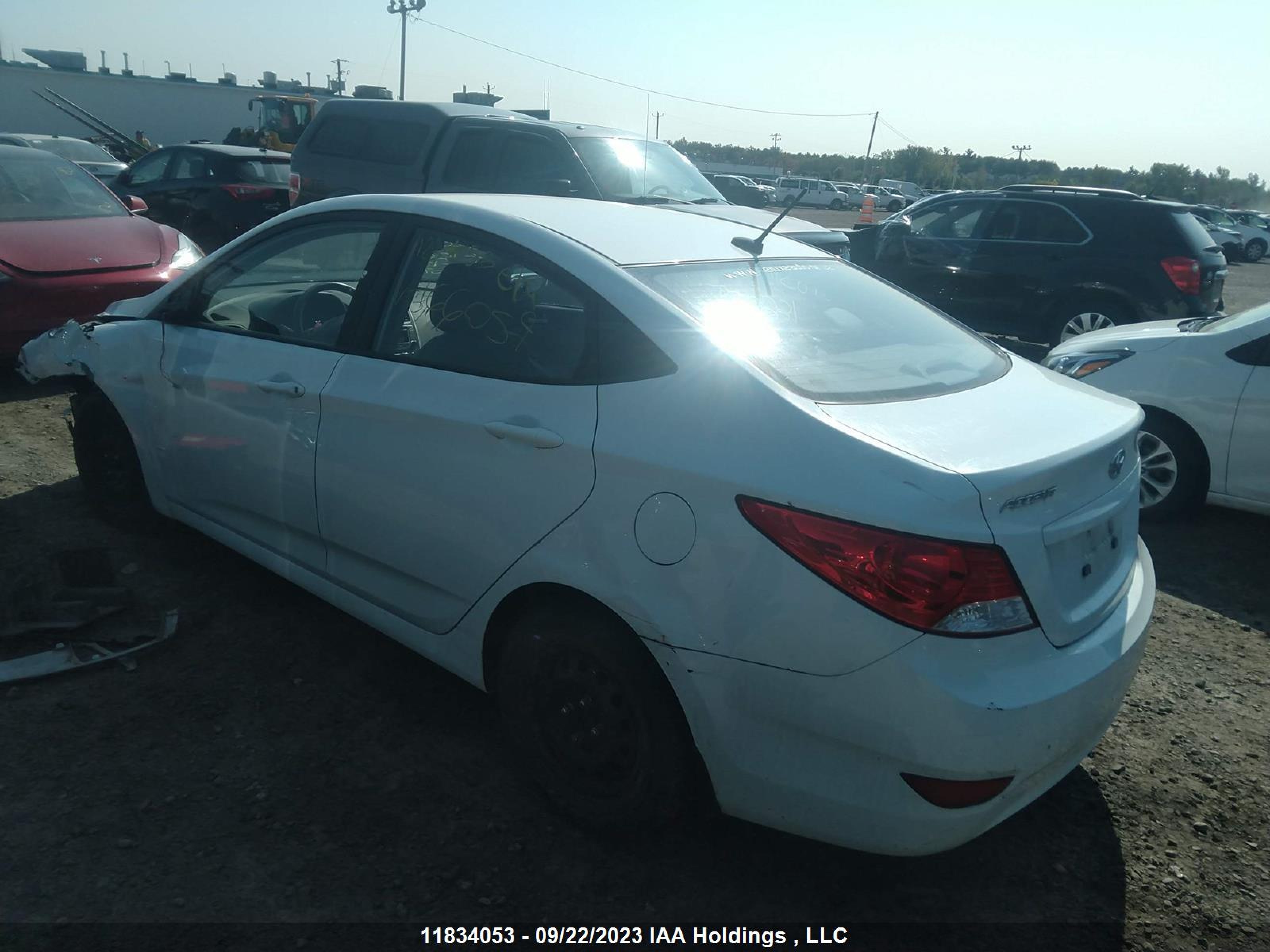 Photo 2 VIN: KMHCT4AE7CU166059 - HYUNDAI ACCENT 