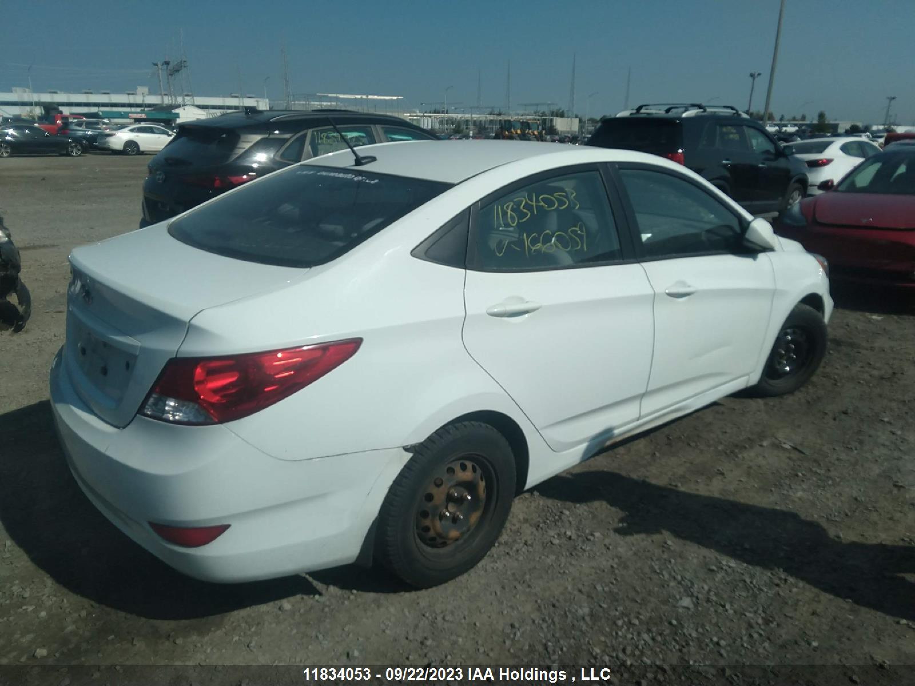 Photo 3 VIN: KMHCT4AE7CU166059 - HYUNDAI ACCENT 