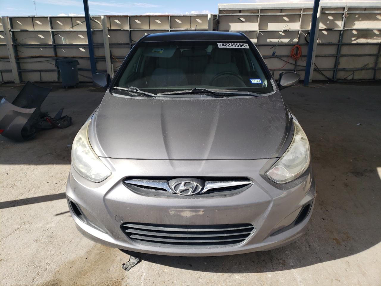 Photo 4 VIN: KMHCT4AE7DU523869 - HYUNDAI ACCENT 