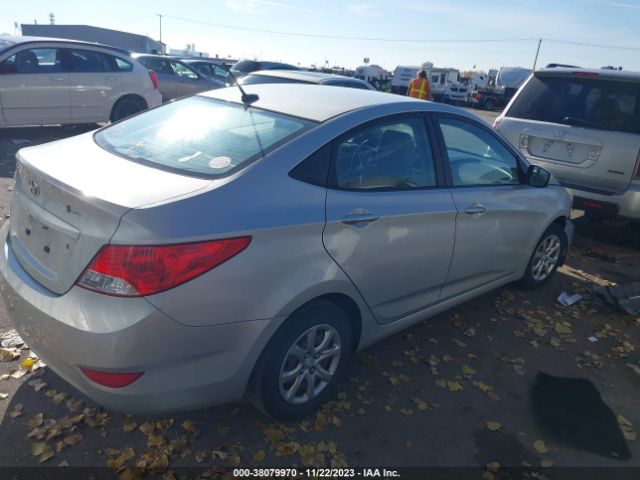 Photo 3 VIN: KMHCT4AE7DU533625 - HYUNDAI ACCENT 