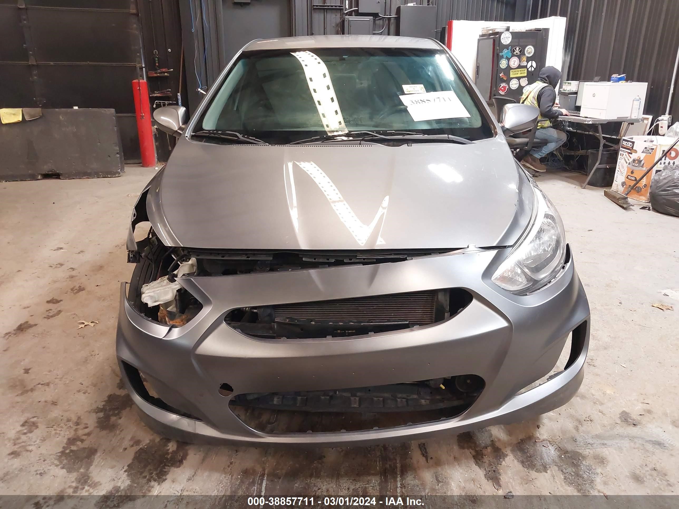 Photo 5 VIN: KMHCT4AE7FU860660 - HYUNDAI ACCENT 