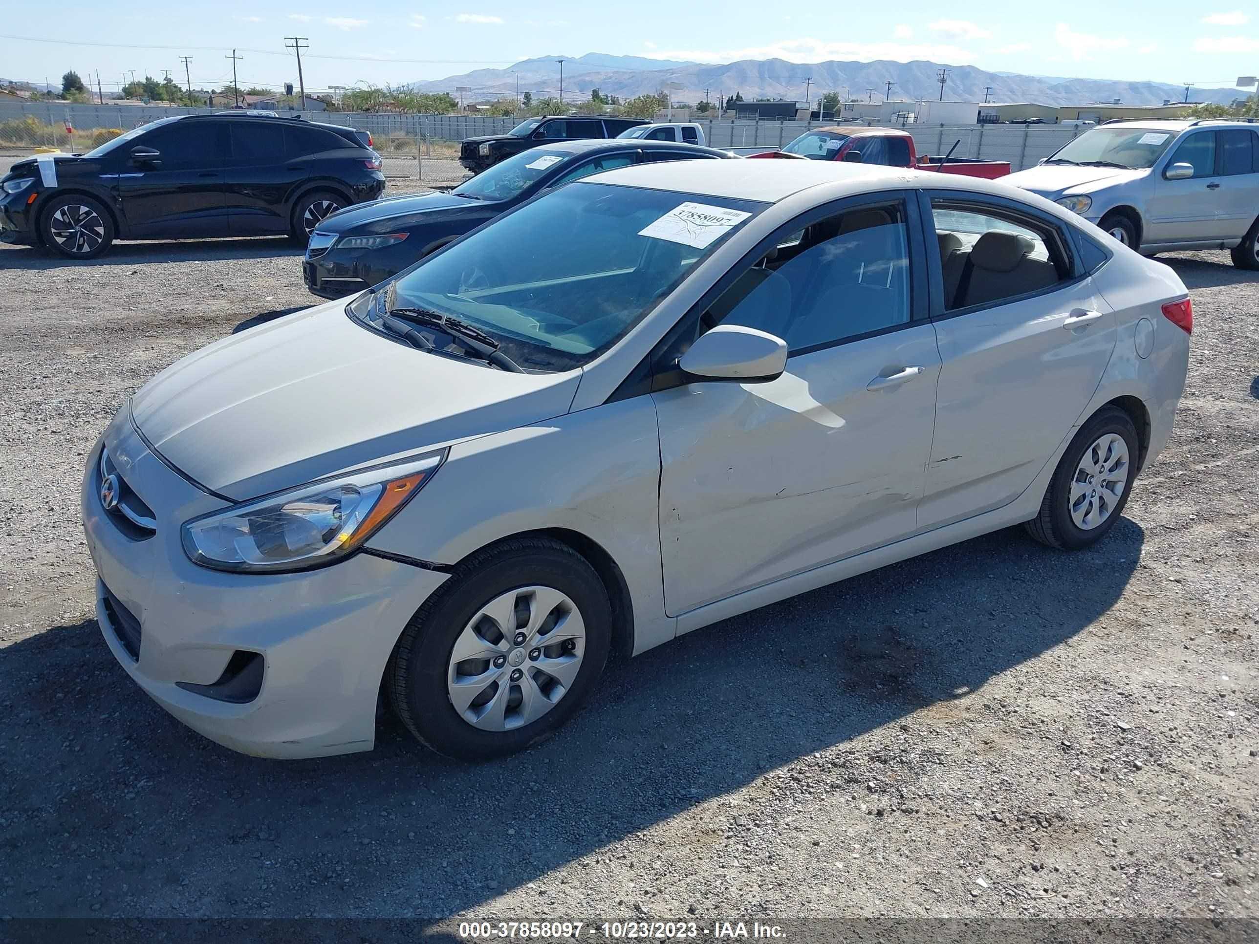 Photo 1 VIN: KMHCT4AE7FU936457 - HYUNDAI ACCENT 