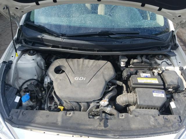 Photo 6 VIN: KMHCT4AE7GU037986 - HYUNDAI ACCENT SE 