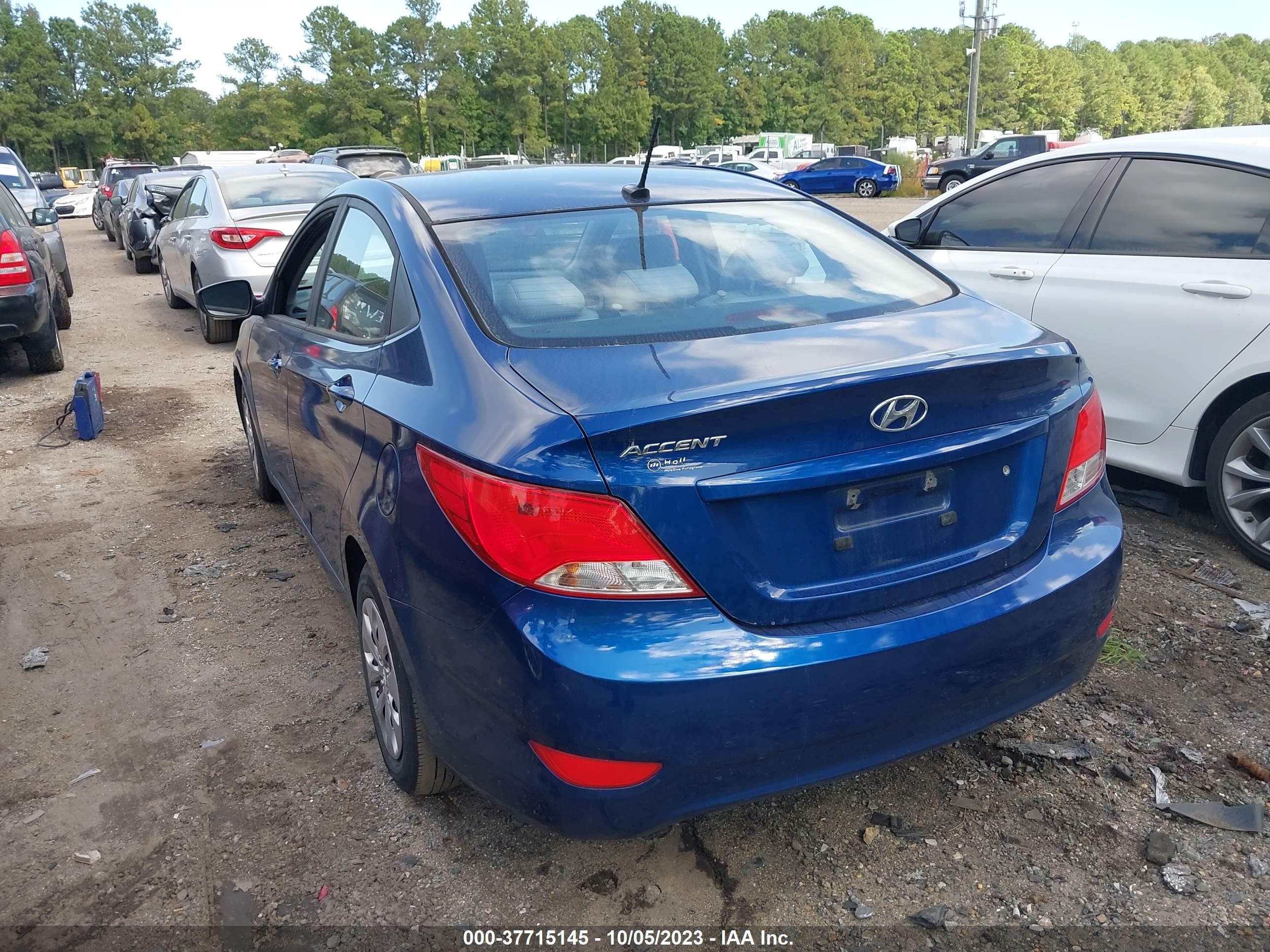 Photo 2 VIN: KMHCT4AE7HU173875 - HYUNDAI ACCENT 