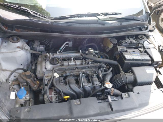 Photo 9 VIN: KMHCT4AE7HU196332 - HYUNDAI ACCENT 