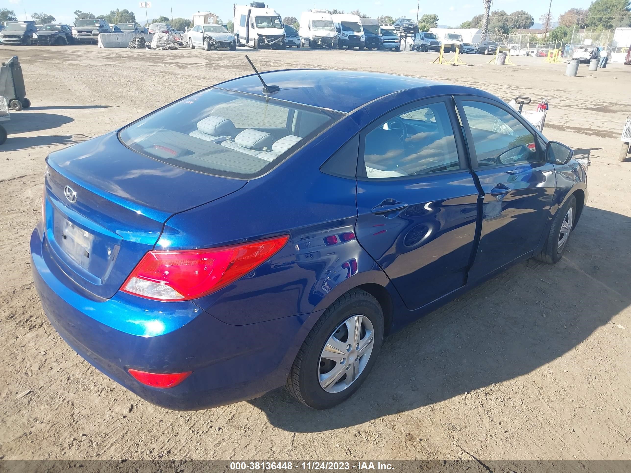 Photo 3 VIN: KMHCT4AE7HU248851 - HYUNDAI ACCENT 