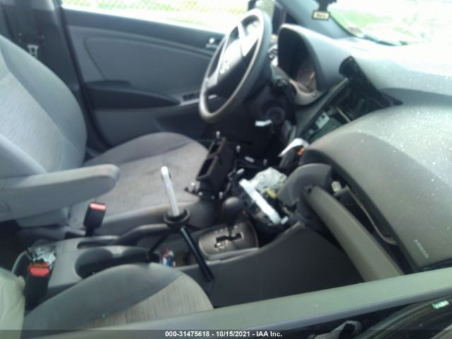 Photo 4 VIN: KMHCT4AE7HU317280 - HYUNDAI ACCENT 