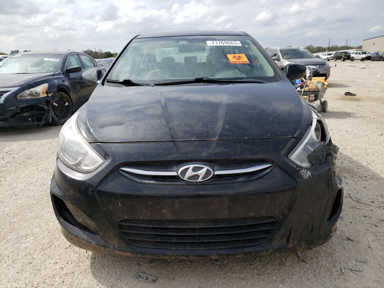 Photo 4 VIN: KMHCT4AE7HU353356 - HYUNDAI ACCENT 