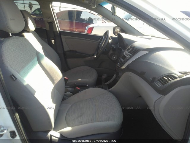 Photo 4 VIN: KMHCT4AE8GU061908 - HYUNDAI ACCENT 