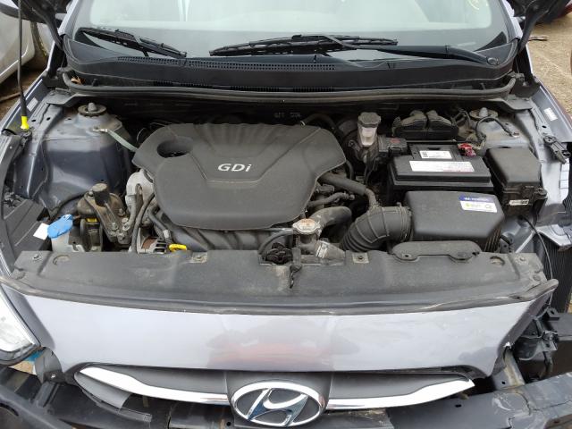 Photo 6 VIN: KMHCT4AE8HU215745 - HYUNDAI ACCENT SE 