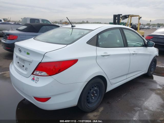 Photo 3 VIN: KMHCT4AE8HU313657 - HYUNDAI ACCENT 