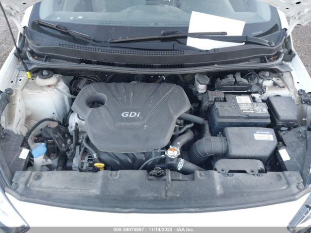 Photo 9 VIN: KMHCT4AE9GU092195 - HYUNDAI ACCENT 