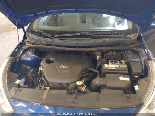 Photo 9 VIN: KMHCT4AE9GU124613 - HYUNDAI ACCENT 