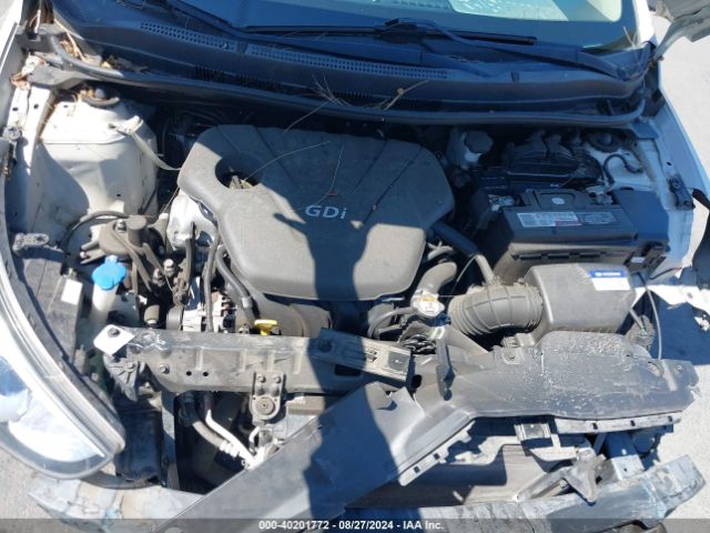 Photo 9 VIN: KMHCT4AE9GU983393 - HYUNDAI ACCENT 