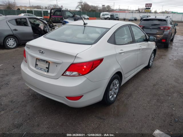 Photo 3 VIN: KMHCT4AE9HU168032 - HYUNDAI ACCENT 