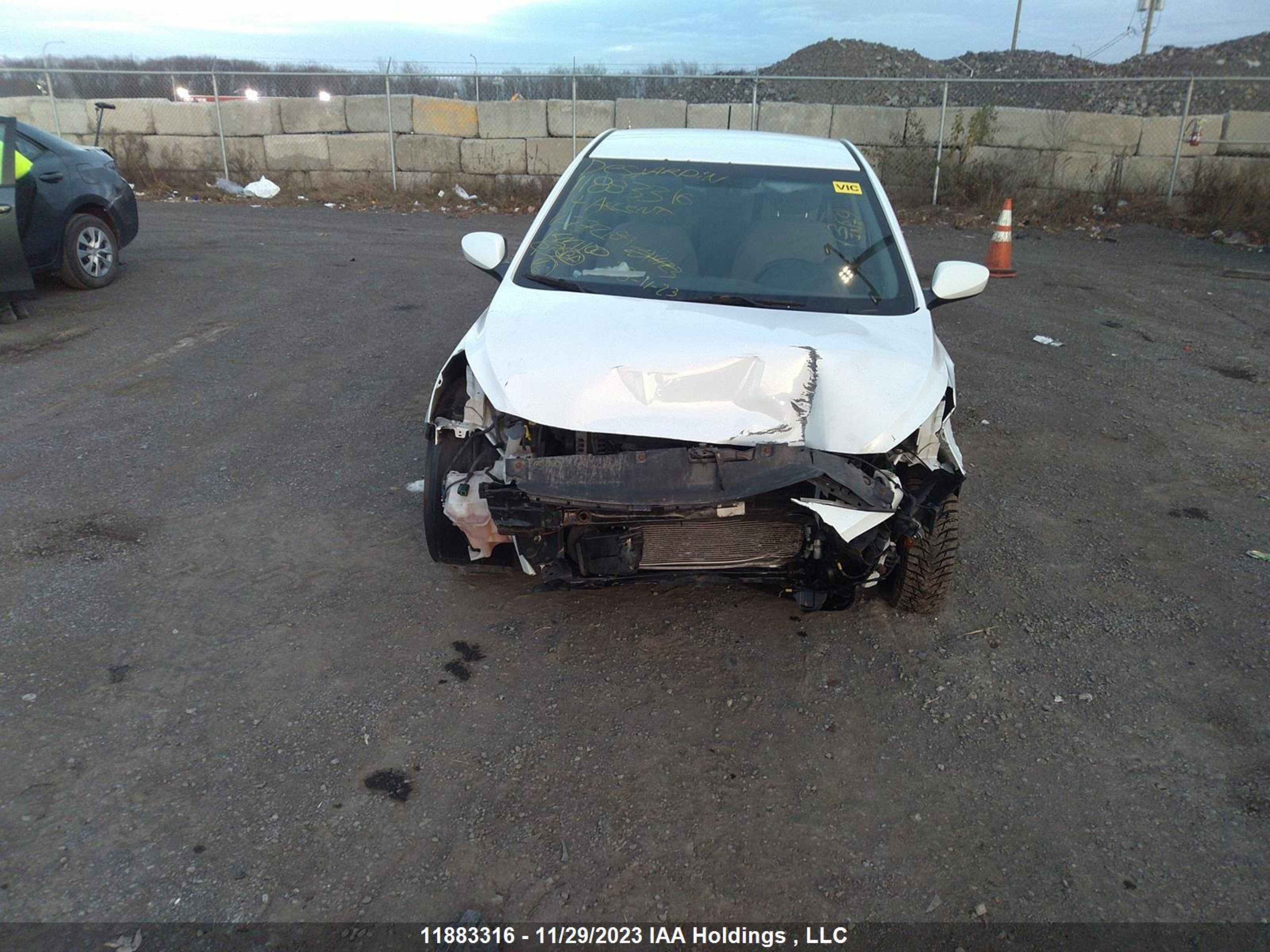 Photo 5 VIN: KMHCT4AEOEU772189 - HYUNDAI ACCENT 