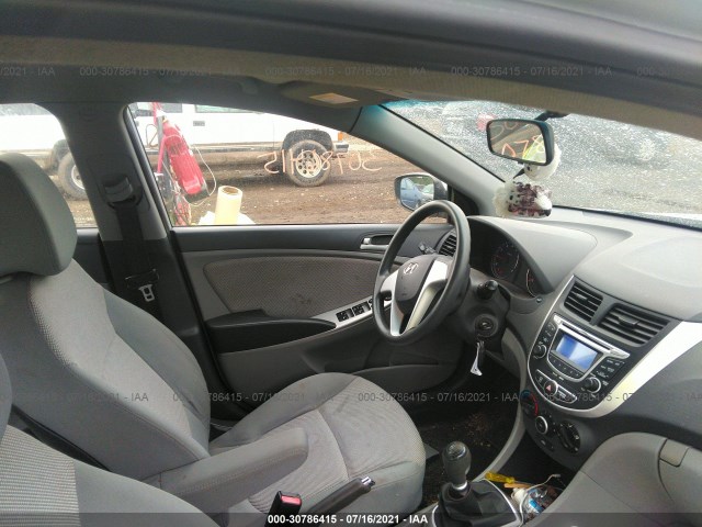 Photo 4 VIN: KMHCT4AEXDU306056 - HYUNDAI ACCENT 