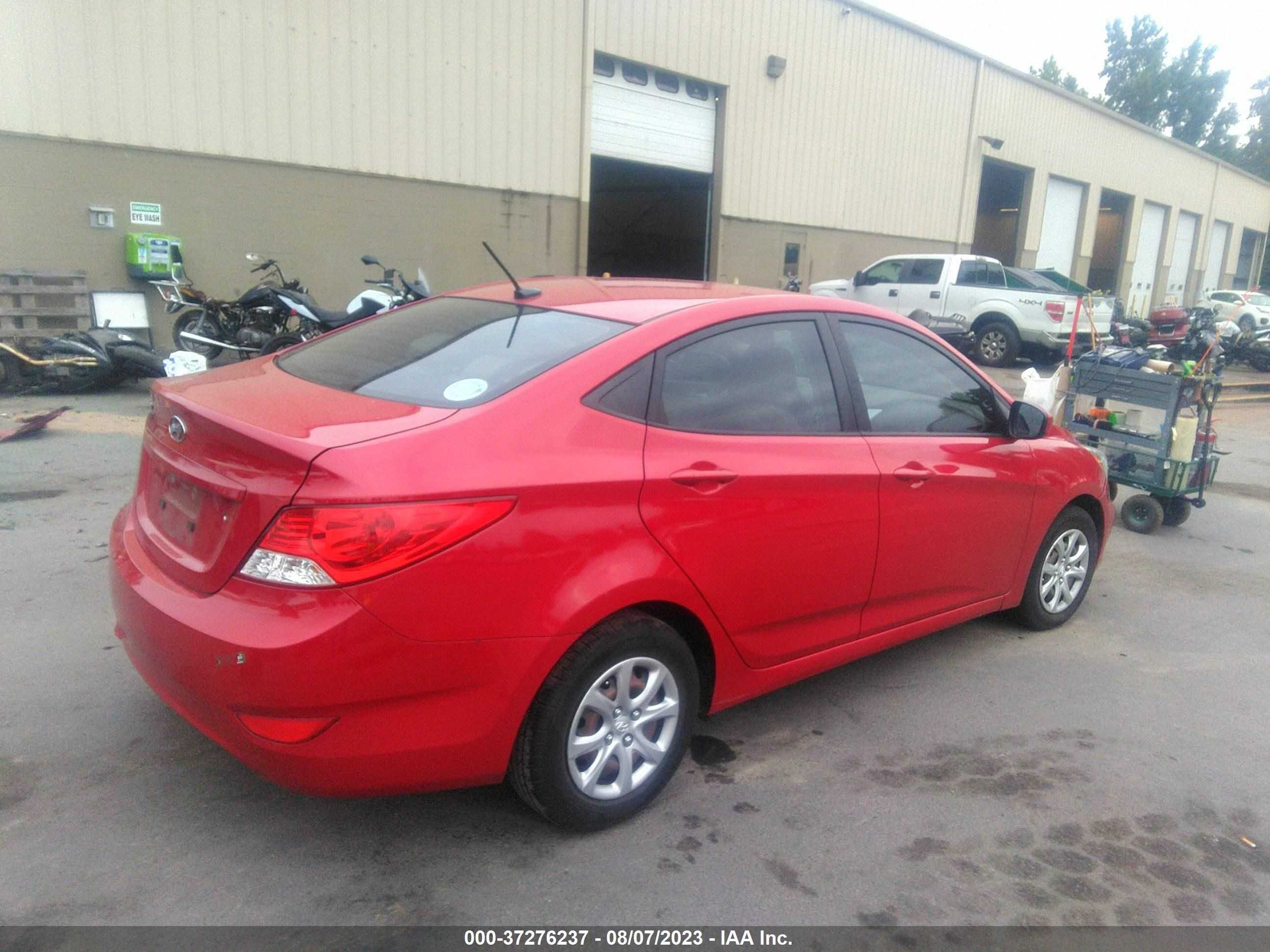 Photo 3 VIN: KMHCT4AEXDU391450 - HYUNDAI ACCENT 