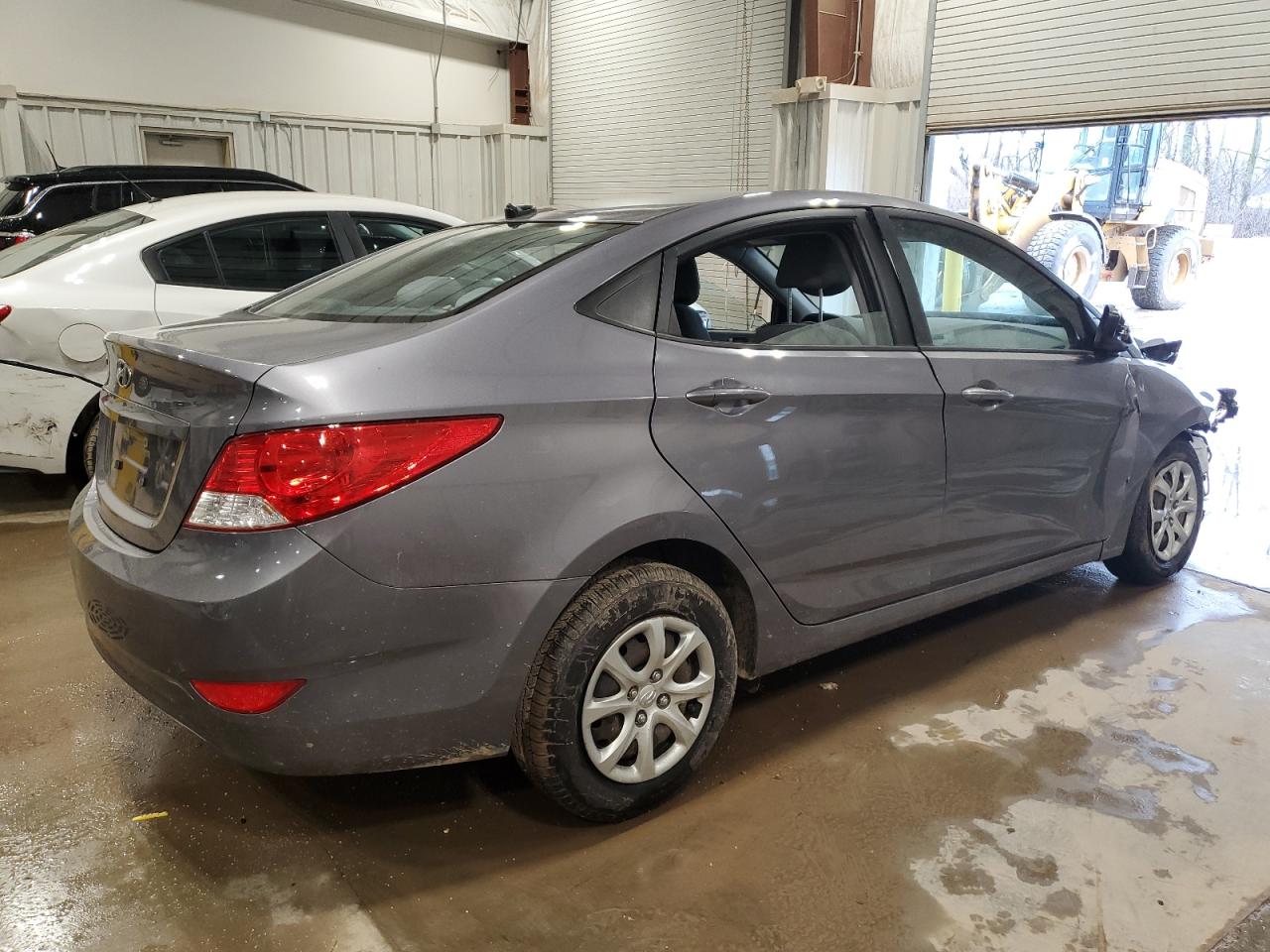 Photo 2 VIN: KMHCT4AEXEU724232 - HYUNDAI ACCENT 