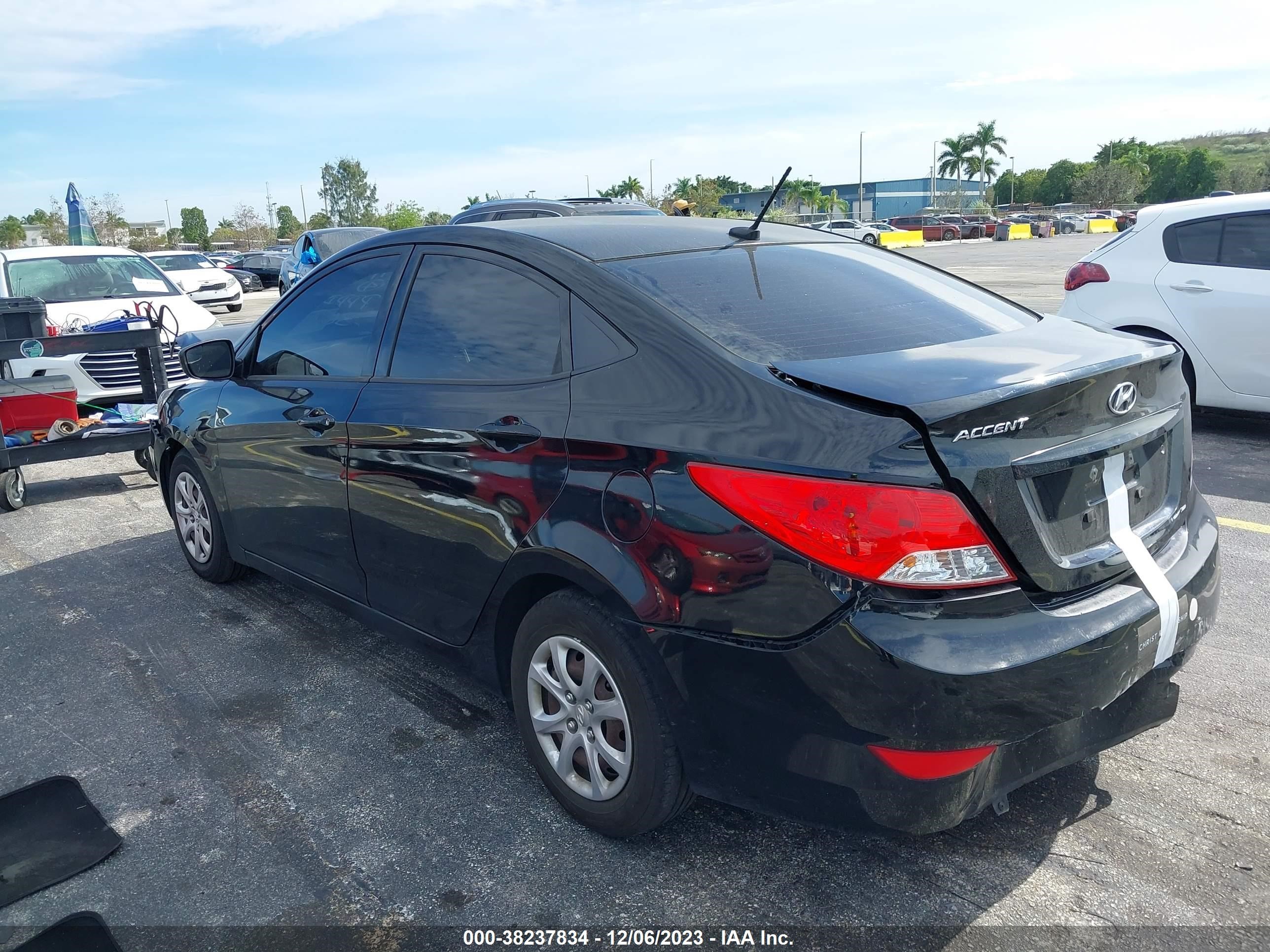 Photo 2 VIN: KMHCT4AEXEU743606 - HYUNDAI ACCENT 