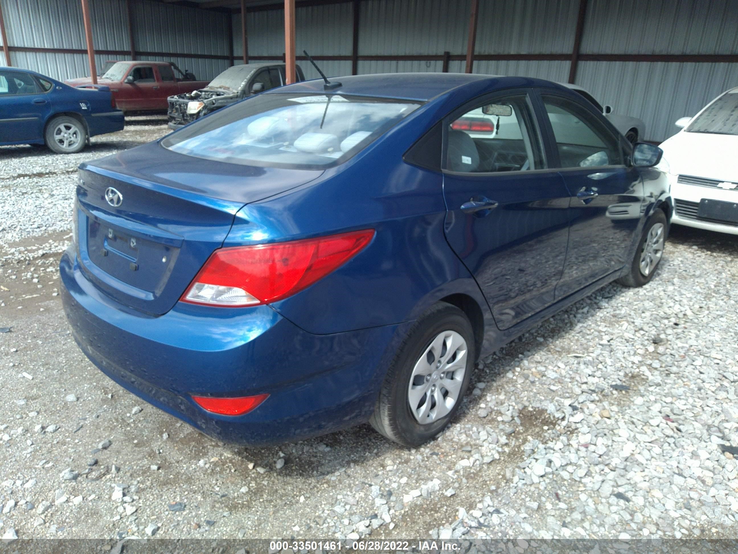 Photo 3 VIN: KMHCT4AEXFU796422 - HYUNDAI ACCENT 