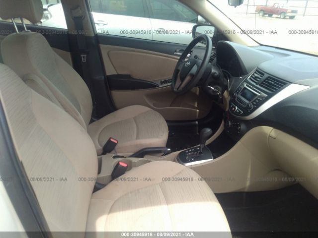 Photo 4 VIN: KMHCT4AEXGU048710 - HYUNDAI ACCENT 