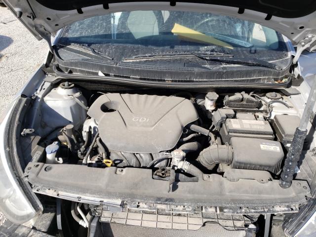 Photo 6 VIN: KMHCT4AEXGU107884 - HYUNDAI ACCENT SE 