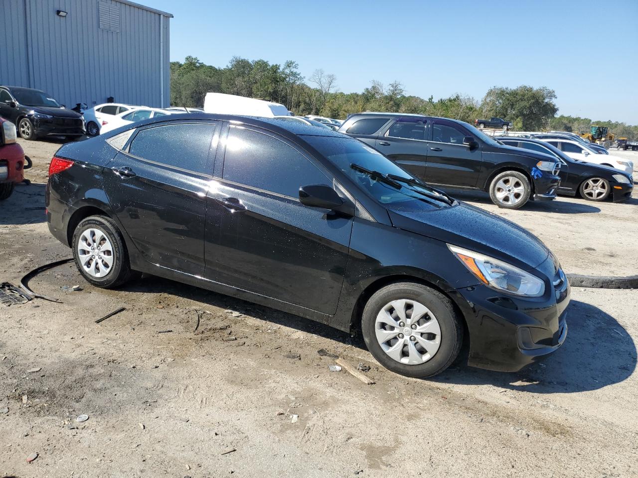 Photo 3 VIN: KMHCT4AEXGU132154 - HYUNDAI ACCENT 