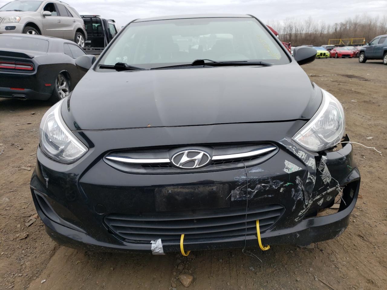 Photo 4 VIN: KMHCT4AEXGU163727 - HYUNDAI ACCENT 