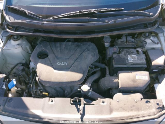 Photo 9 VIN: KMHCT4AEXGU969860 - HYUNDAI ACCENT 