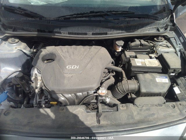 Photo 9 VIN: KMHCT4AEXHU205895 - HYUNDAI ACCENT 