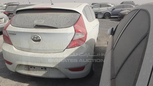 Photo 6 VIN: KMHCT51BXGU226613 - HYUNDAI ACCENT 