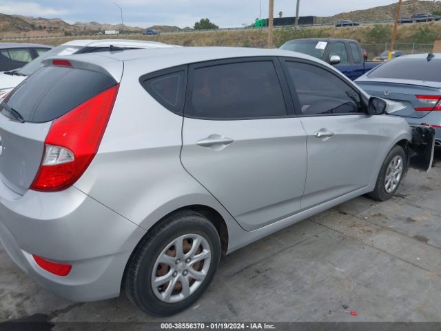 Photo 3 VIN: KMHCT5AE0CU018731 - HYUNDAI ACCENT 