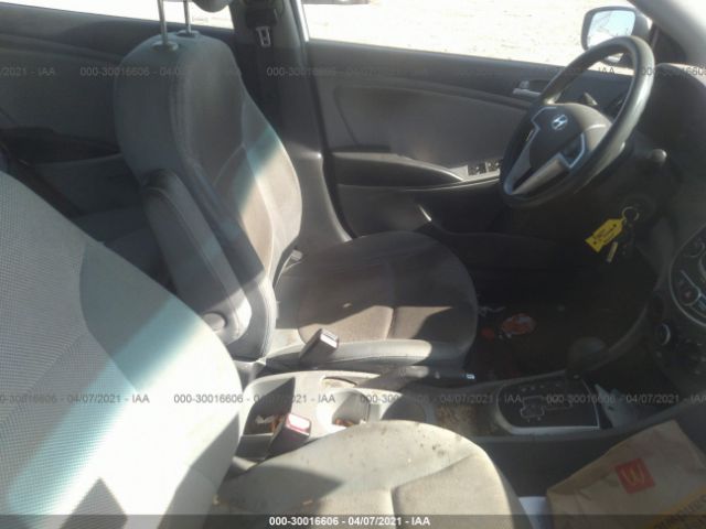 Photo 4 VIN: KMHCT5AE0CU048215 - HYUNDAI ACCENT 