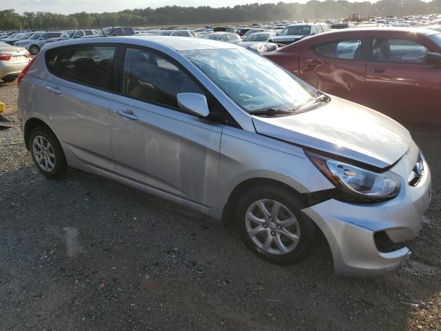 Photo 3 VIN: KMHCT5AE0DU068255 - HYUNDAI ACCENT 