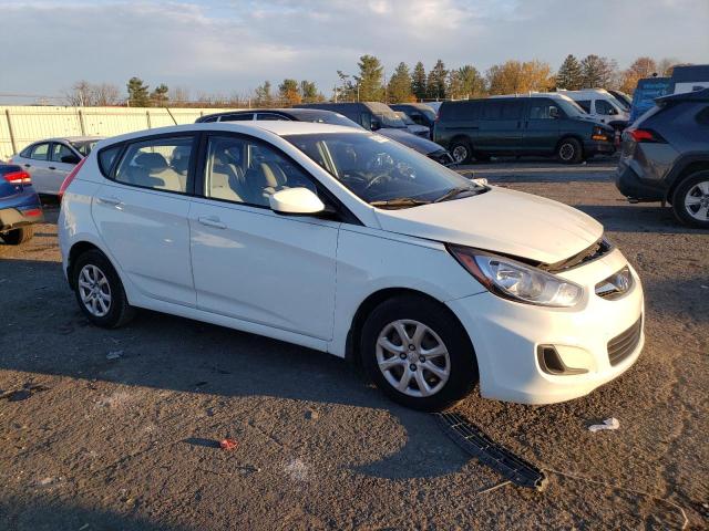 Photo 3 VIN: KMHCT5AE0DU098954 - HYUNDAI ACCENT 