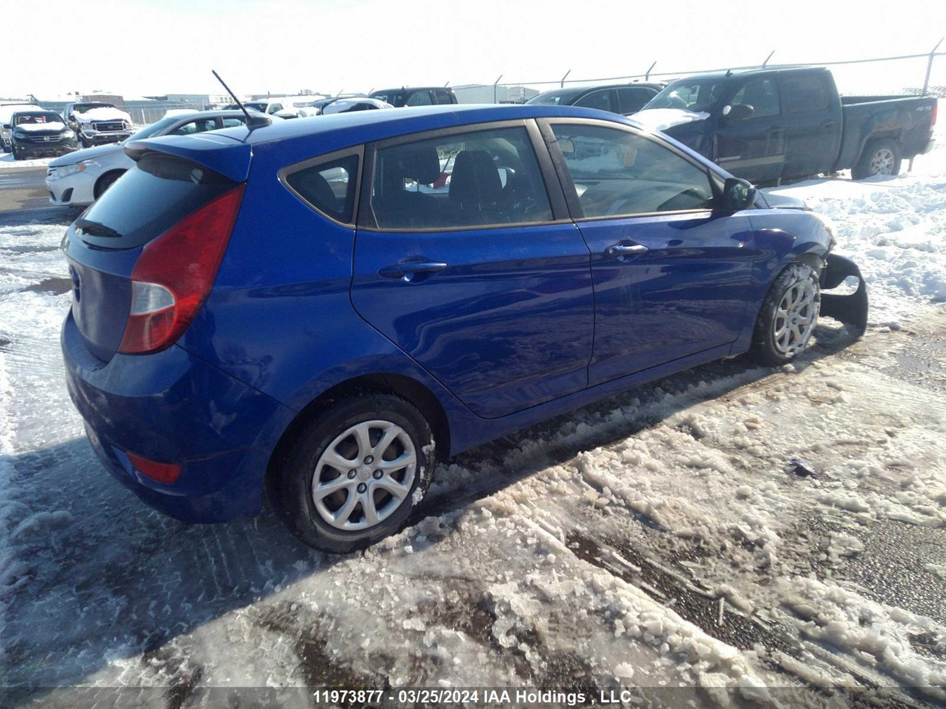 Photo 3 VIN: KMHCT5AE0EU144302 - HYUNDAI ACCENT 