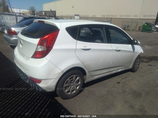 Photo 3 VIN: KMHCT5AE0EU188316 - HYUNDAI ACCENT 