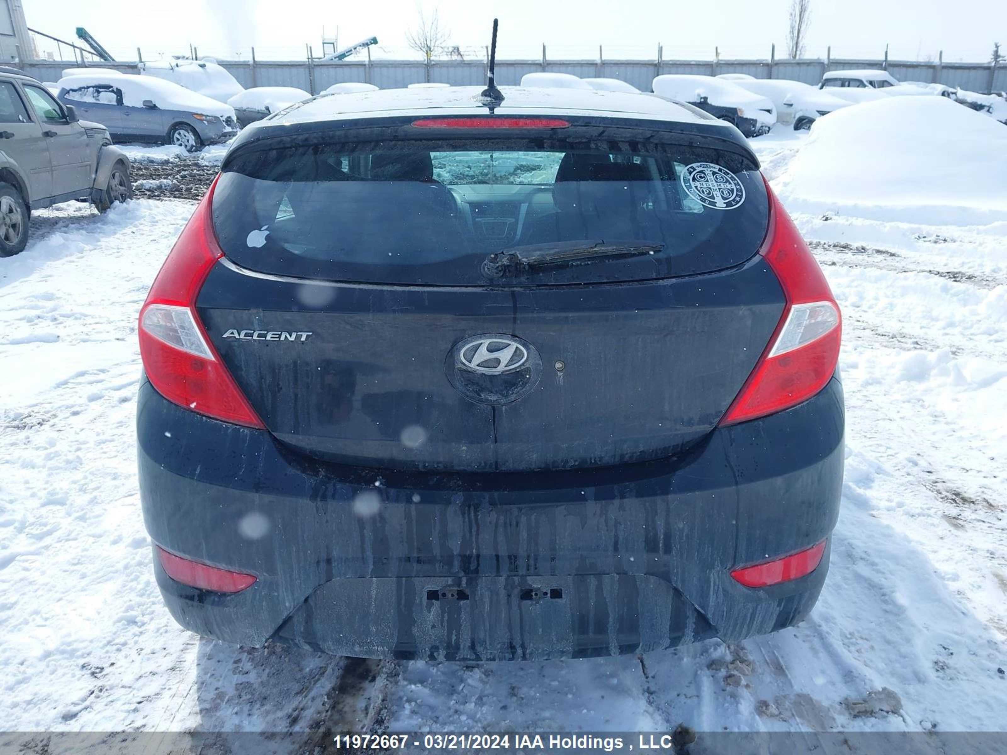 Photo 16 VIN: KMHCT5AE0FU217895 - HYUNDAI ACCENT 