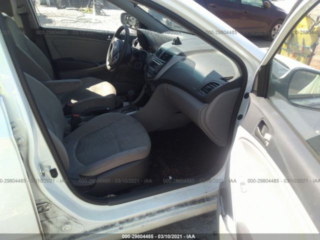 Photo 4 VIN: KMHCT5AE0GU241793 - HYUNDAI ACCENT 