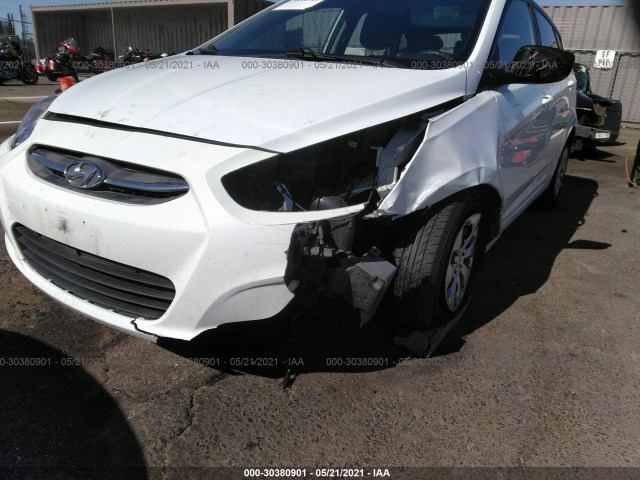 Photo 5 VIN: KMHCT5AE0GU273580 - HYUNDAI ACCENT 