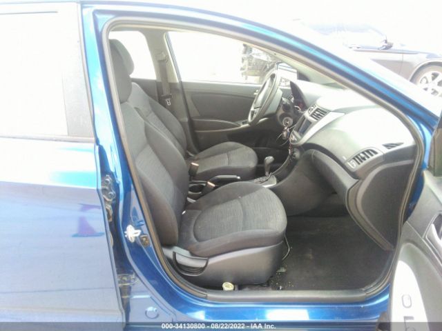 Photo 4 VIN: KMHCT5AE0HU314906 - HYUNDAI ACCENT 