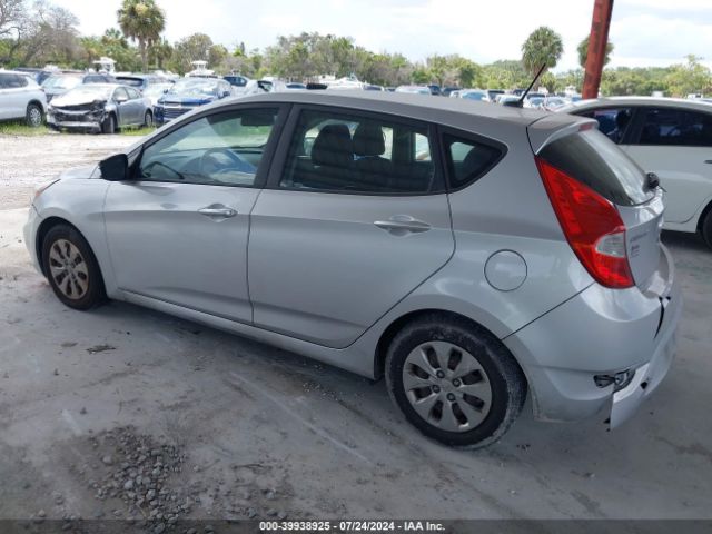 Photo 2 VIN: KMHCT5AE0HU315926 - HYUNDAI ACCENT 