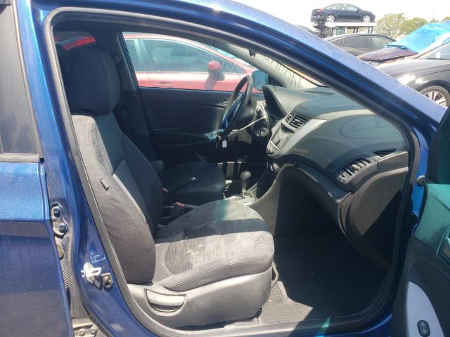 Photo 4 VIN: KMHCT5AE0HU321886 - HYUNDAI ACCENT SE 